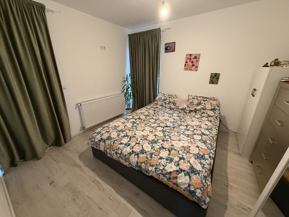 Închiriez casă P+1, complet mobilată și utilată, singur în curte