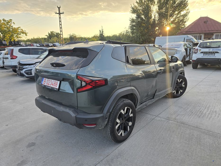 DACIA Duster Extreme 1.2 Mild Hibrid 2024/12 50 mii km Avariat Lovit