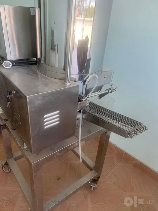 Goʻsht va kolbasa ishlab chiqarish uskunalari toʻplami sotiladi