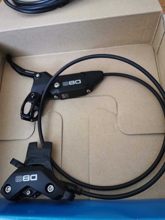 Комплект спирачки SRAM DB8