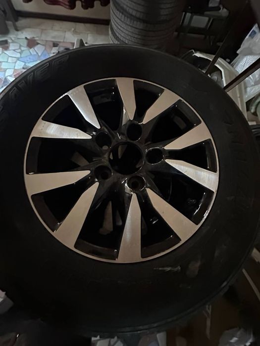 Toyota Land Cruiser 200 Orginal R 18  колёса