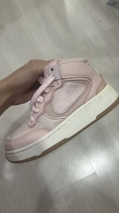 Ботиночки для девочек Zara размер 29