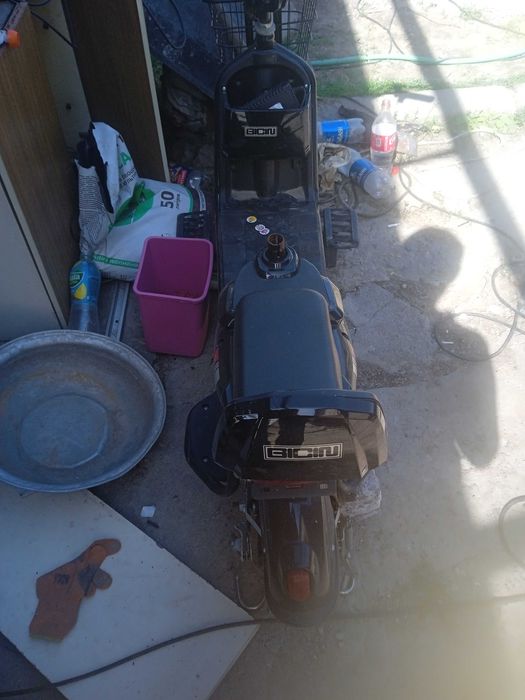 Продам электросамокат