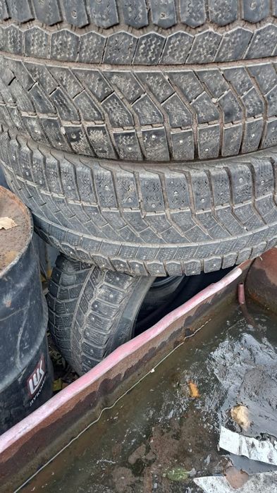 Продам покрышки на 13