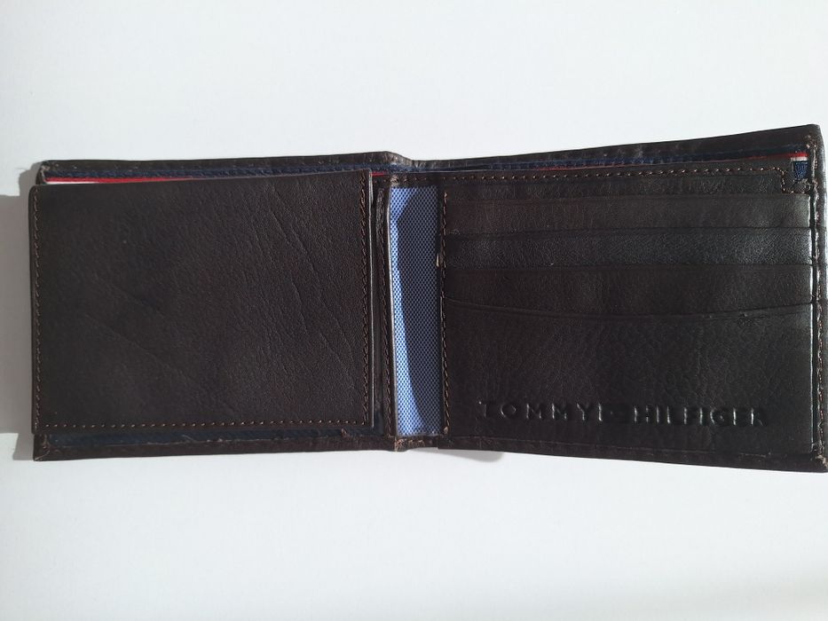Портфейл портмоне Tommy Hilfiger