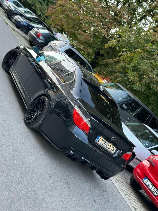 Спойлер задно стъкло за BMW E60