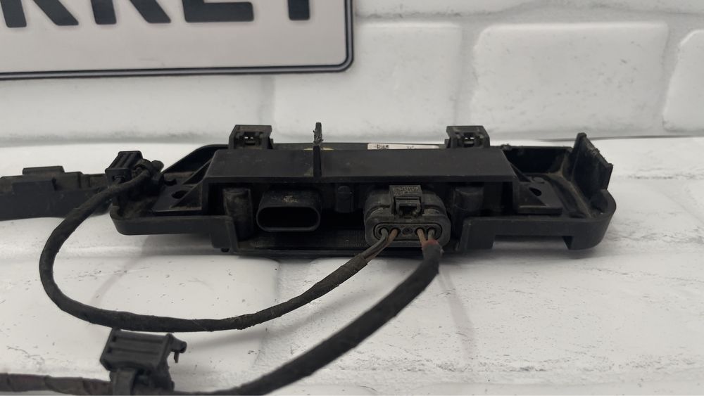 Сензор за багажник AUDI 3AA962243