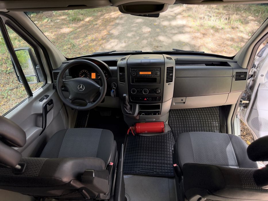 Mercedes Sprinter 311cdi,automat,motor 2.2 cdi,an 2011, autoturism 8+1 locuri