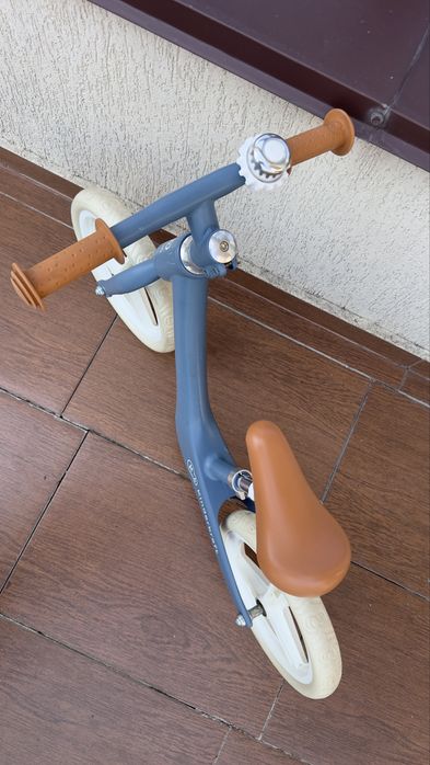 Bicicletă fără pedale Kinderkraft Fly Plus– Albastru denim cu sonerie