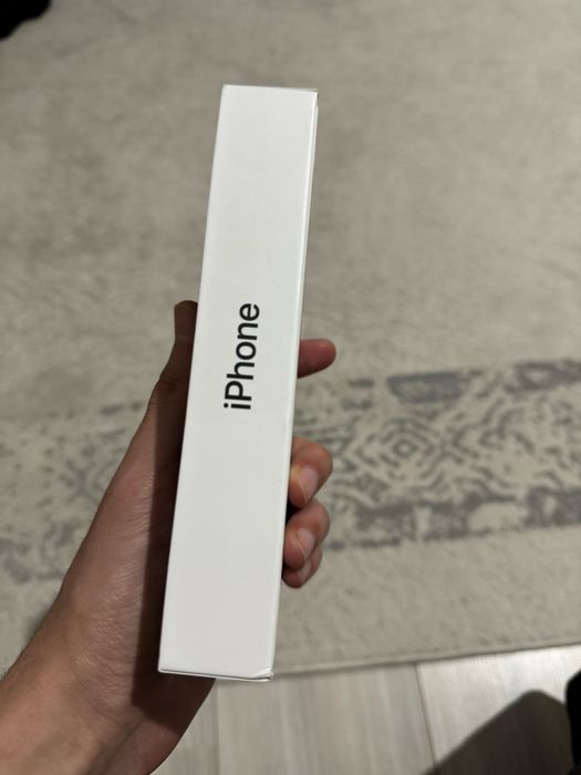 Каробка от iphone 14 pro