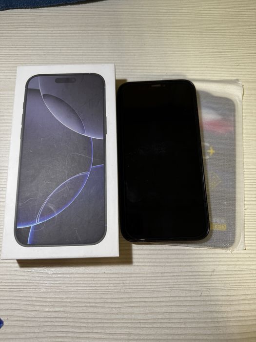 iPhone XR в корпусе 16 Pro