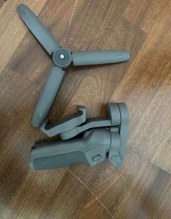 стабилизатор DJI osmo mobile 3 combo