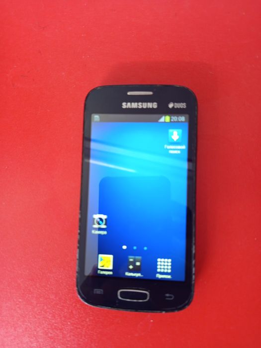 Продаётся телефон