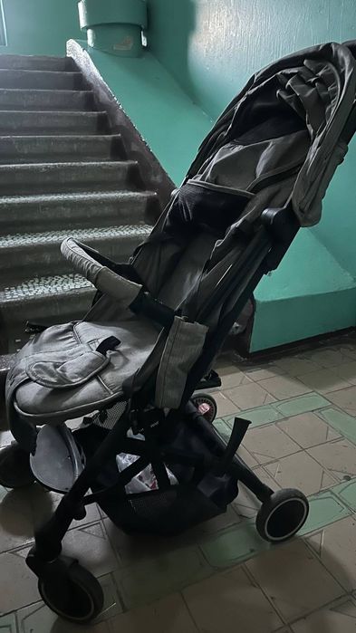 Продам коляску прогулочную Mstar
