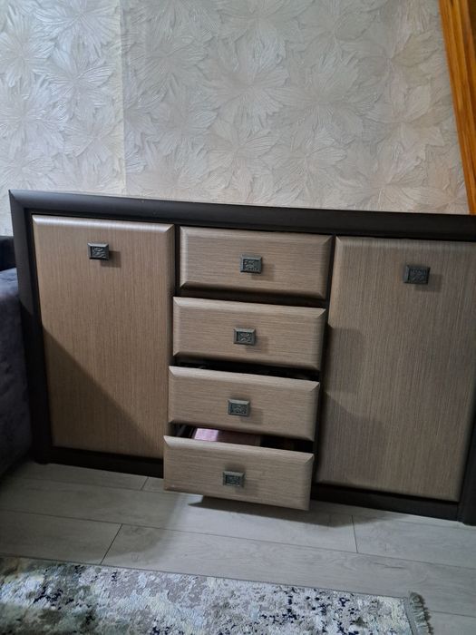 Шкаф тумба для спальни, зала