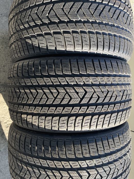 4 anvelope de iarna noi285/35/20 Pirelli
