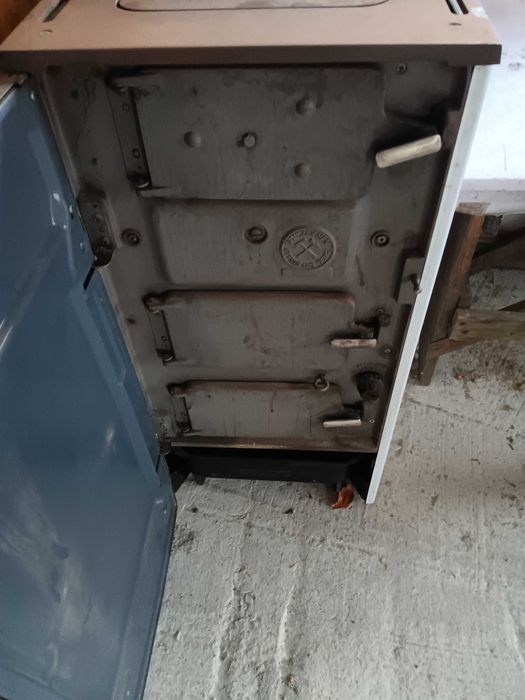 Sobă din fontă AEG