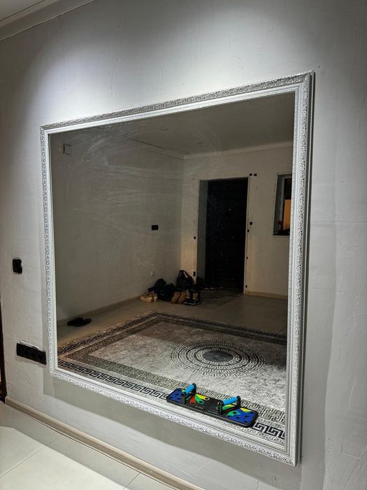 Продажа стол и зеркала