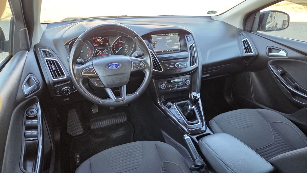 FORD Focus 2016 — imagine 5