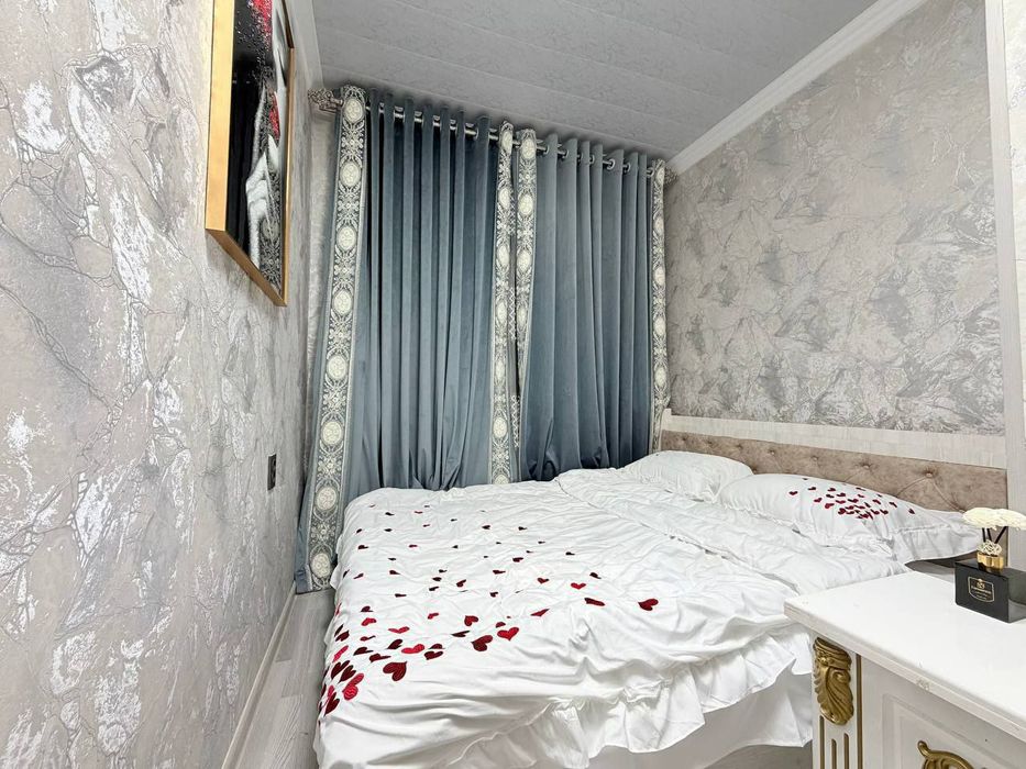 Квартира продаётся Чиланзар 21 квартал 1в2/3/4 меб тех ор аутлет центр