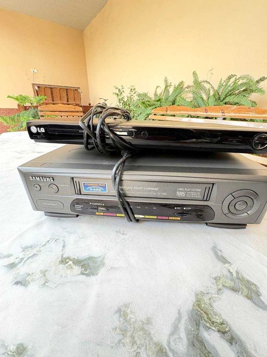 Samsung SV-640G videomagnitofon | LG DVD Player