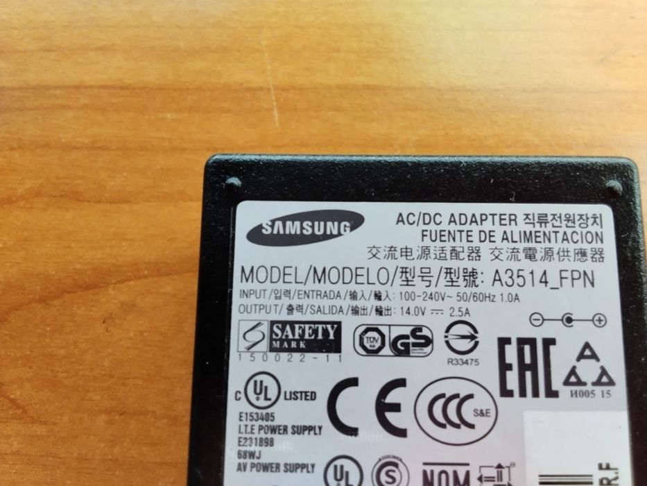 много ценно и оригинално захранване за монитори на Самсунг 14 волта