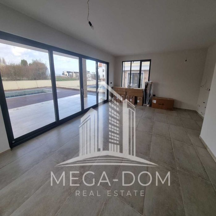 Продава се Къща в с. Лозенец, Област Бургас - 270 кв.м за 2778 €/кв.м - Снимка #10