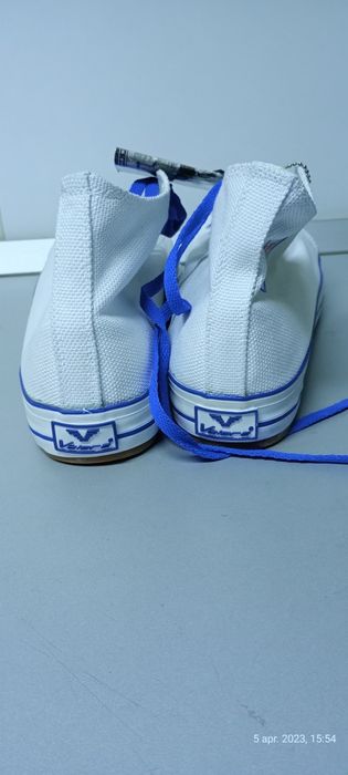 Tenesi safety Volare mărimea 38,noi!