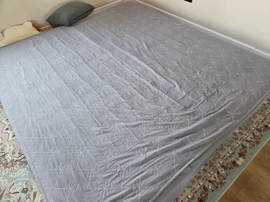 Продам матрас б/у