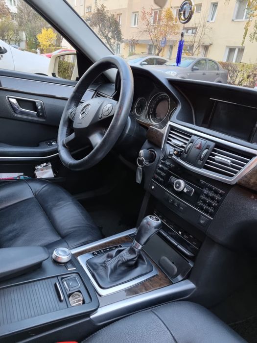 MERCEDES-BENZ E-Class 2012 — imagine 5