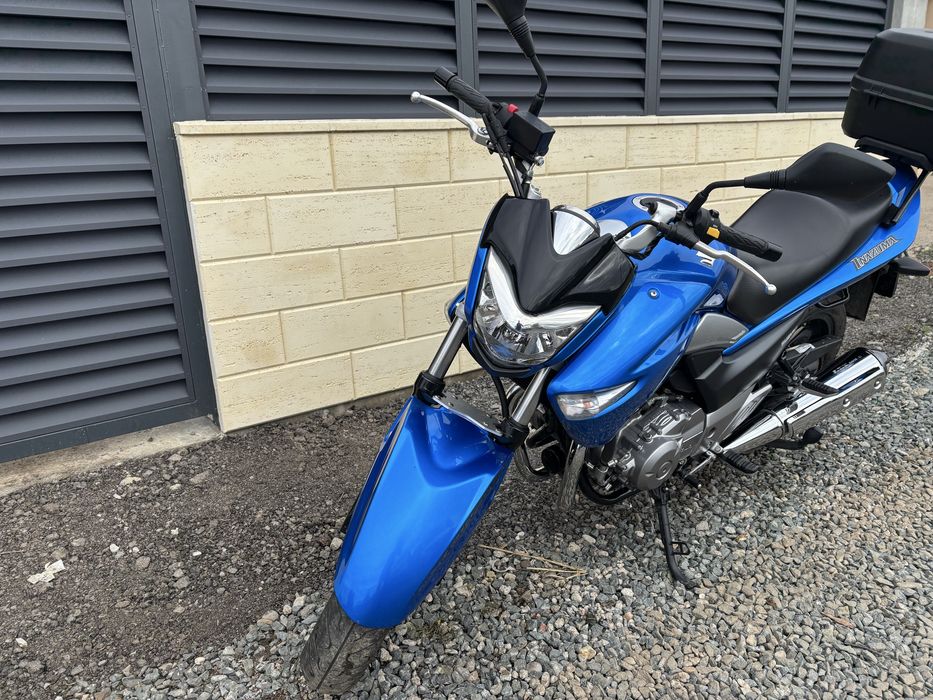 Suzuki Inazuma GW 250 2016