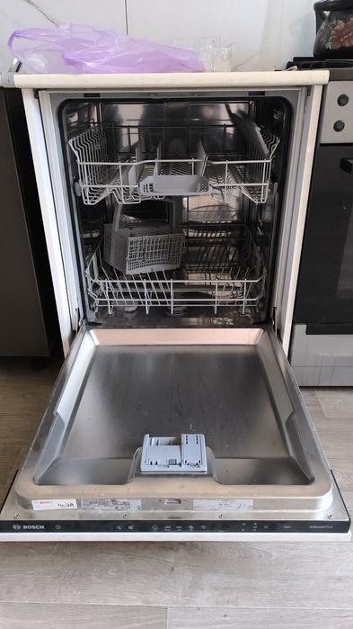 Продам посудомоечную машину Bosch