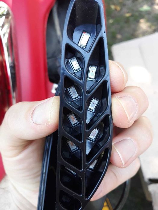Set de 2 lumini led semnalizatoare-poziții, față - Vespa.