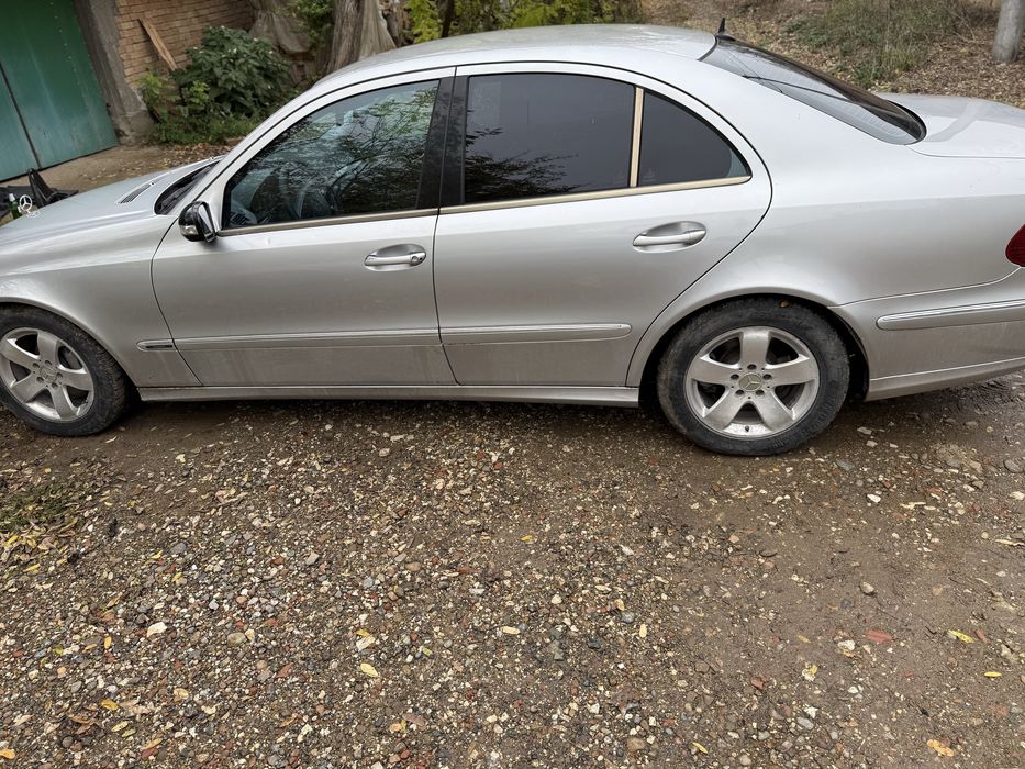 Mercedes benz E320 cdi цяла за части