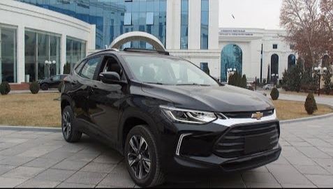 Tracker premier 2022года люк кожа черный