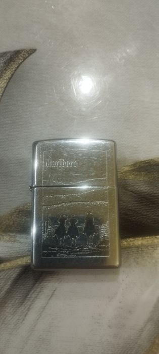 Зажигалка бензиновая zippo