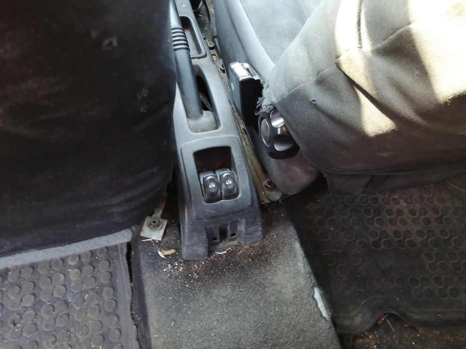 Дачия Логан/Dacia Logan-На части