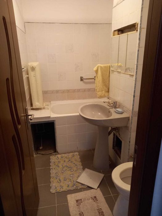 Apartament 3 camere Resita , Victoria