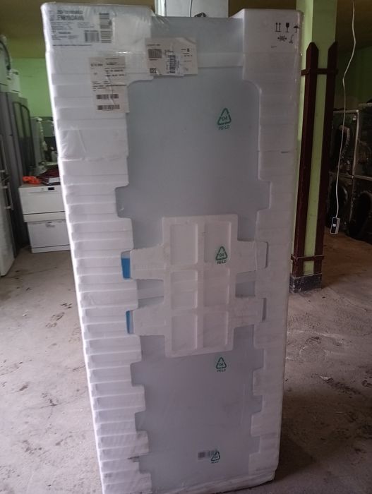 Чисто нов вертикален фризер Gorenje  No Frost   2 години гаранция