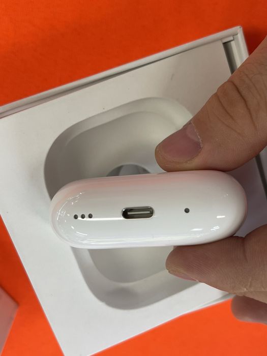 Кейс Airpods Pro 2 оригинал новый