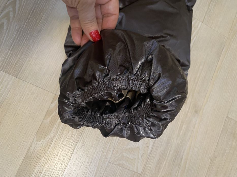 Продам куртку женскую