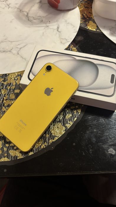 De vinzare Iphone XR in cutie