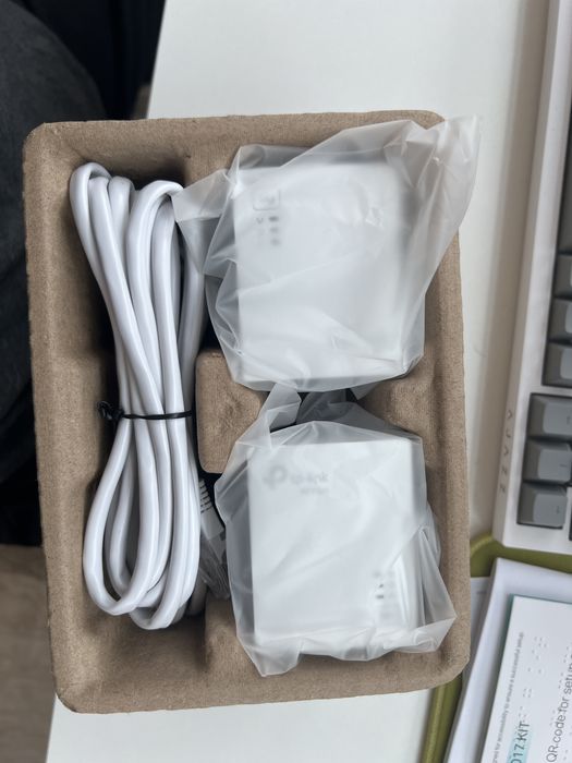 Усилиетль wifi powerline tp link av1000