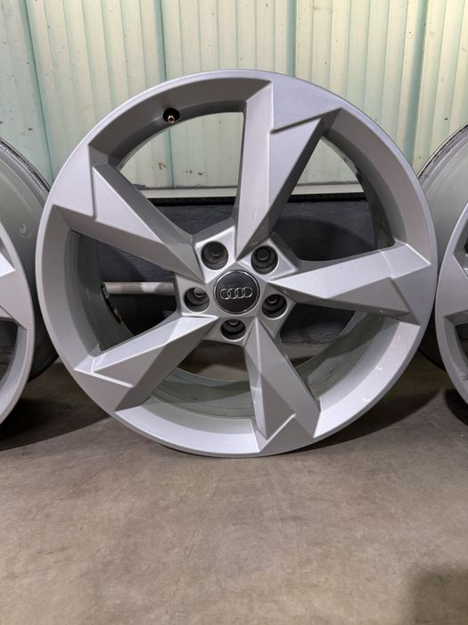 Jante aliaj R19 5x112 7J ET43 Audi Q3