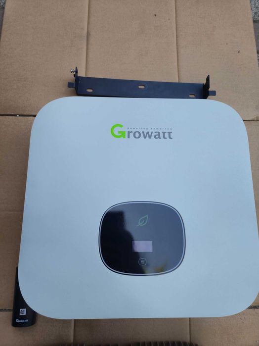 Invertor solar Growatt MIN 6000TL-XE 6kW on-grid – 2 bucăți, preț negociabil