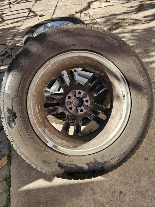 Roti Land Rover  235 65 17