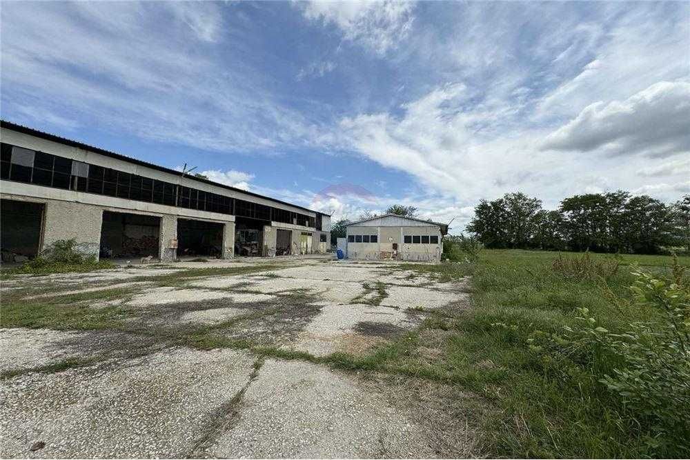 Продава се Парцел в Шумен, Пазара - 7612 кв.м за 79 €/кв.м - Снимка #5