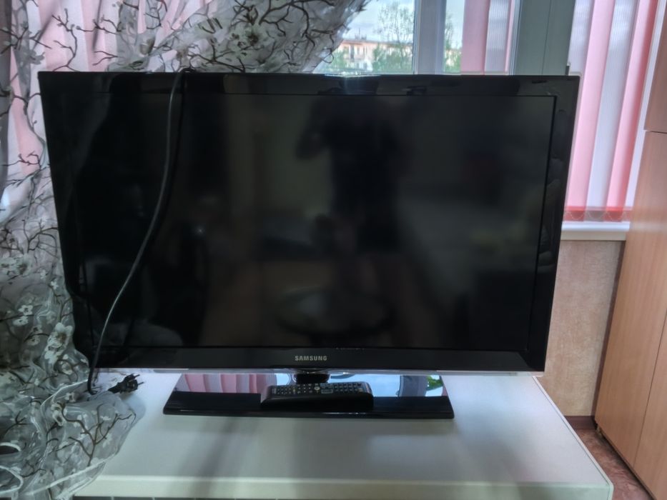 Телевизор Samsung