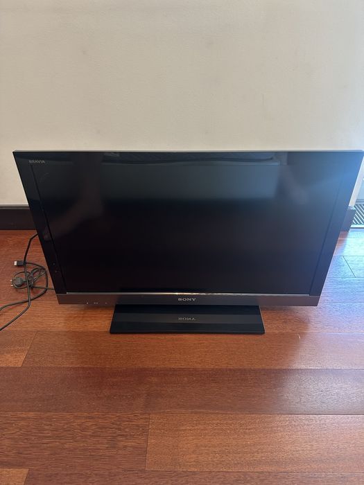 TV Sony bravia with remote