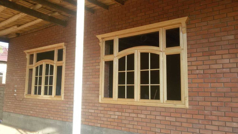 Balkon, oshxona uchun romlar, oynalar, eshiklar. Окна и рамы из дерева